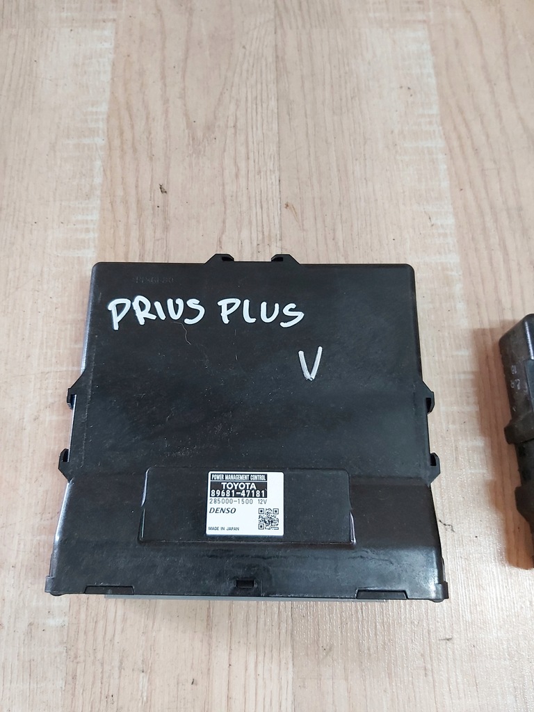 фото №1, Toyota prius iii plus + блок управления бортовой компьютер модуль