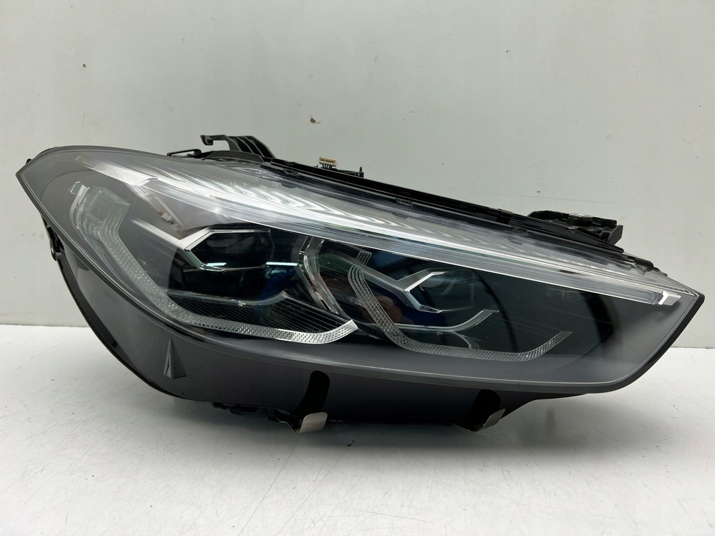 фото №1, Bmw 8 g14 g15 g16 full led адаптивный лампа правая n