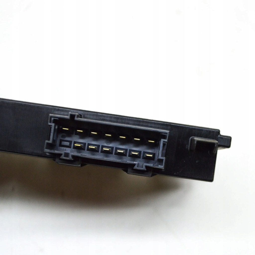 фото №5, Maserati quattroporte 2014 перед сторона ліва модуль / блок керування сидіння