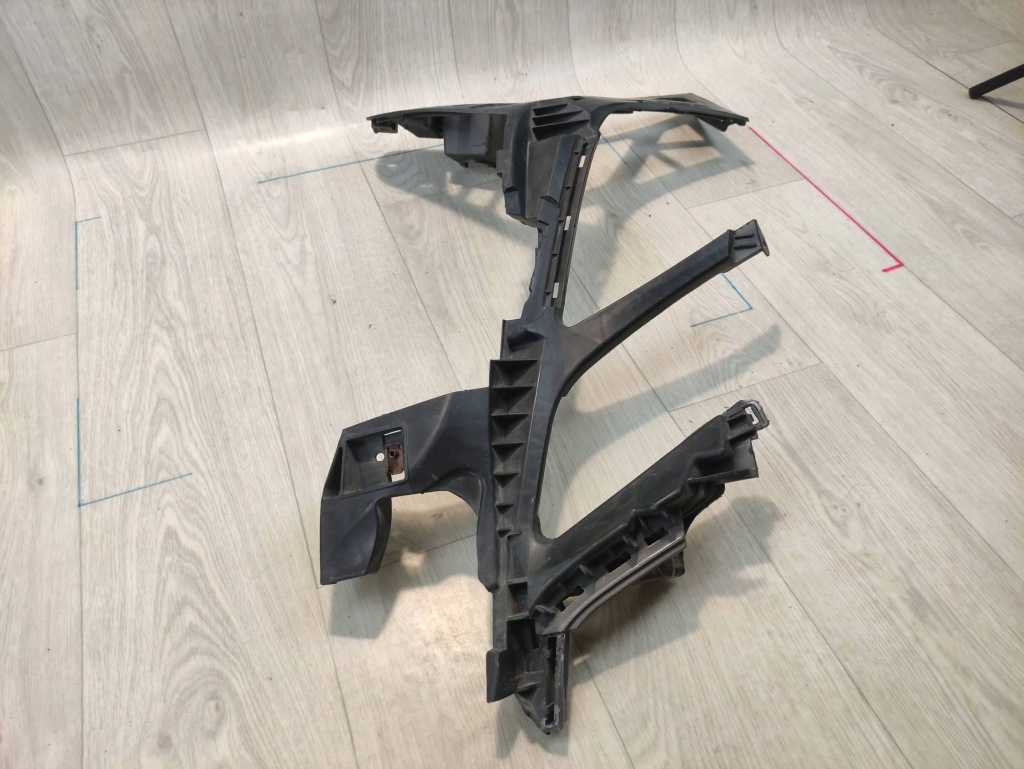 Mercedes e-klasa w323 направляющая кронштейн бампера правый перед a2128852265 Недорого