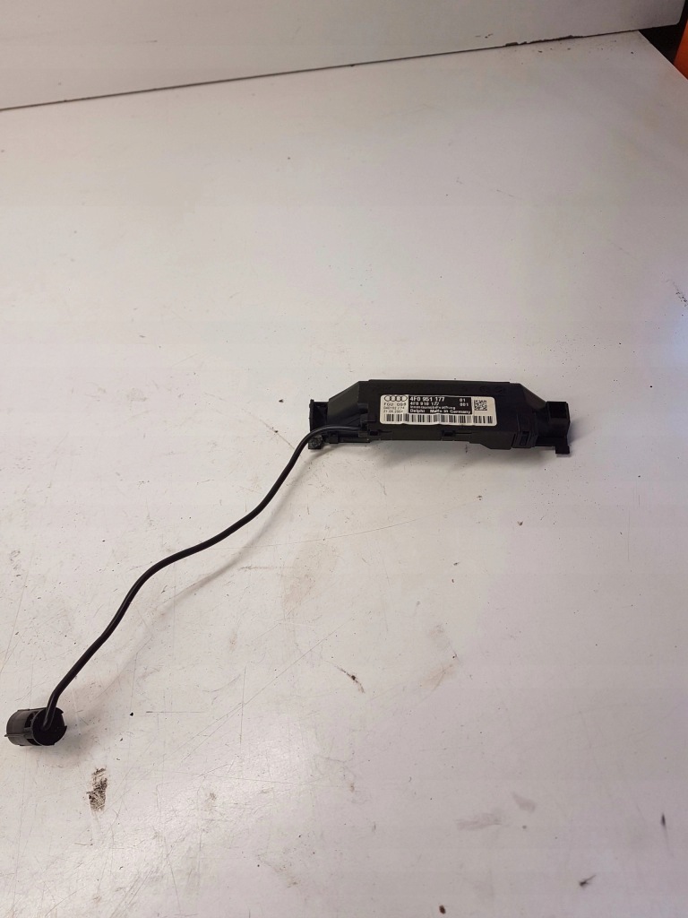 Купить Освещение внутреннее audi 4f0951177 2.7l дизель 2006