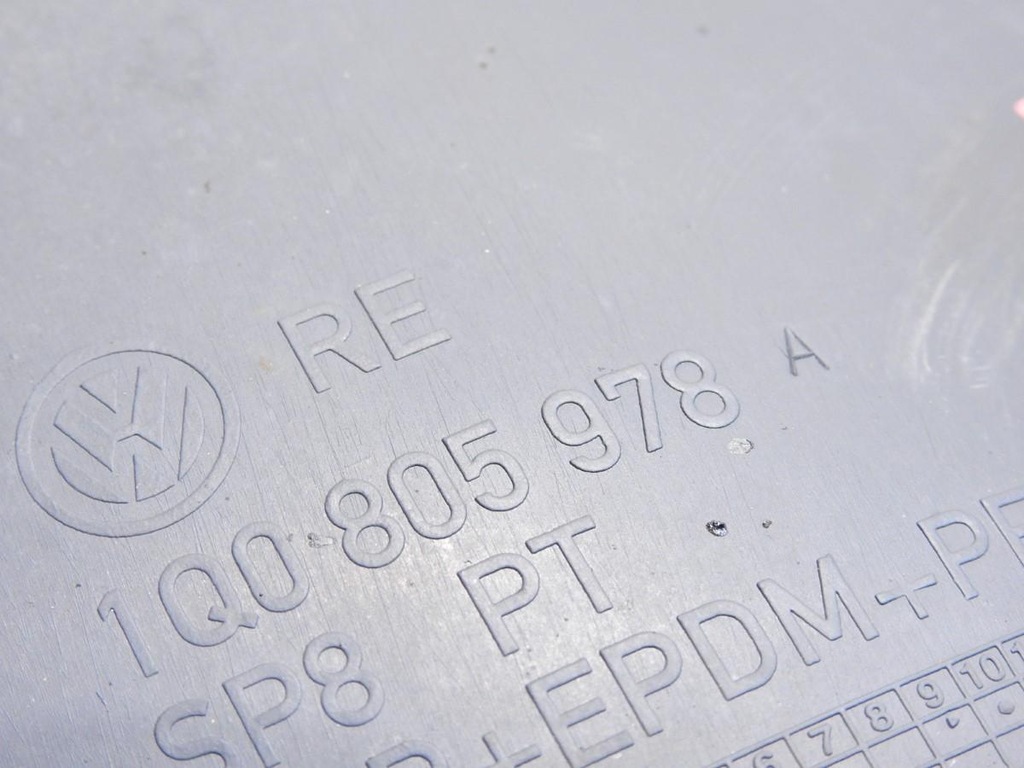 фото №6, Подкрылок правый перед vw eos 1q0805978a