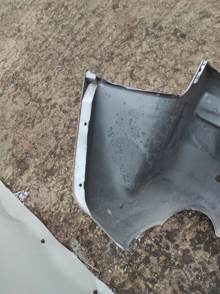 Купити Бампер задній suzuki vitara ii 71811-65j10 pdc pod датчики паркування