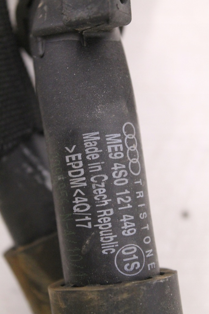 фото №6, Audi r8 ii 16- 5.2 fsi v10 провода радиатор wody