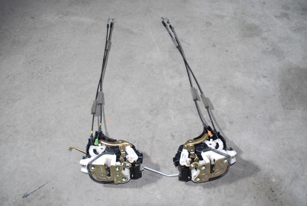 фото №1, Замок двері l / p задня mitsubishi l200 06-