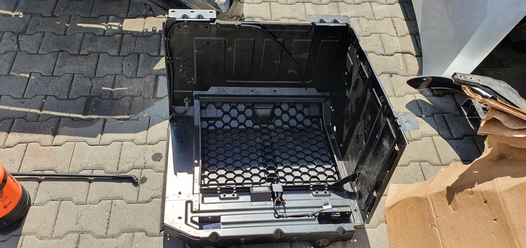 фото №1, Mercedes actros mp4 бардачок кабины