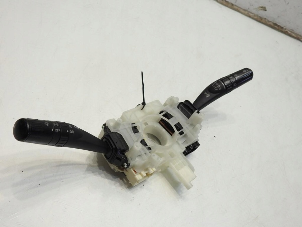 фото №9, Переключатель комбинированный subaru impreza iii gh 83111fg48