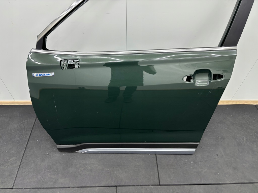 фото №3, Subaru forester v 2019r-- дверь левая передние перед