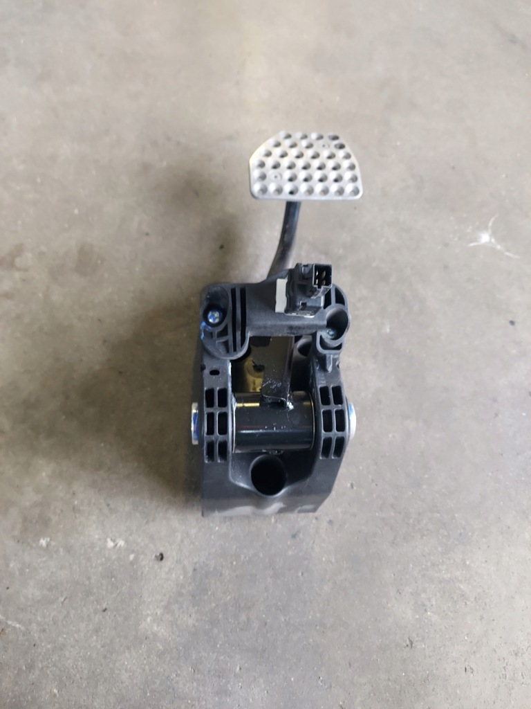 фото №3, Педаль тормоза ferrari 488 gtb