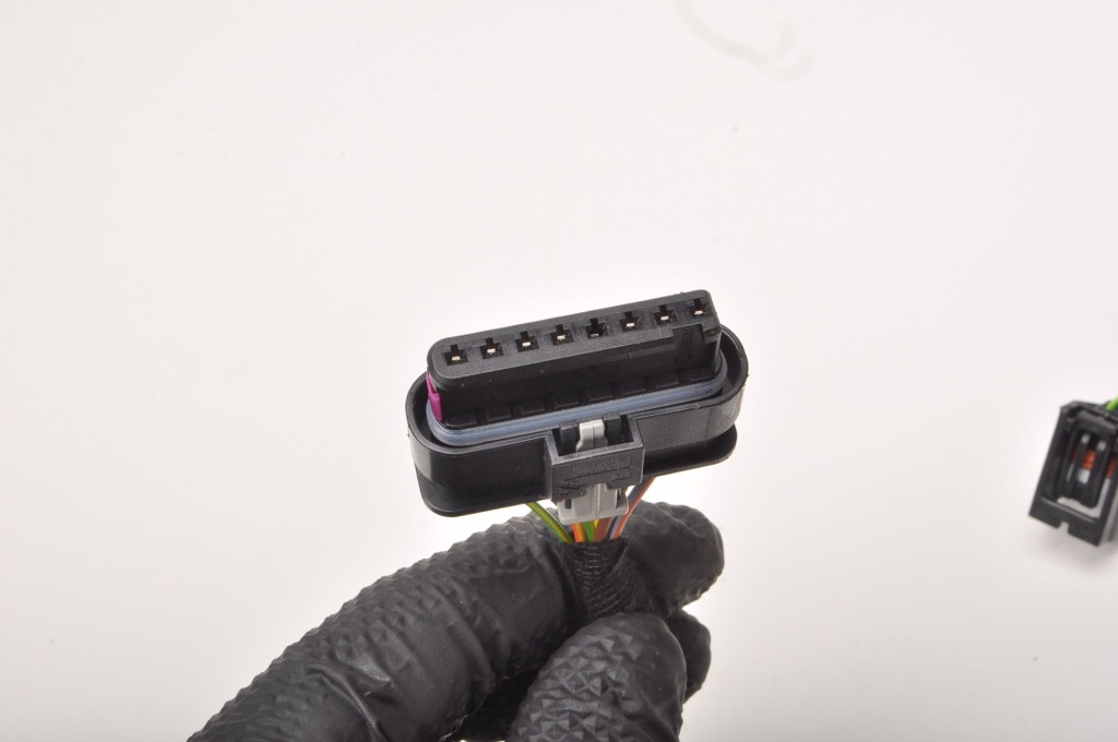 Купить Volvo xc90 ii жгут дверь левый задняя 32143950-ab