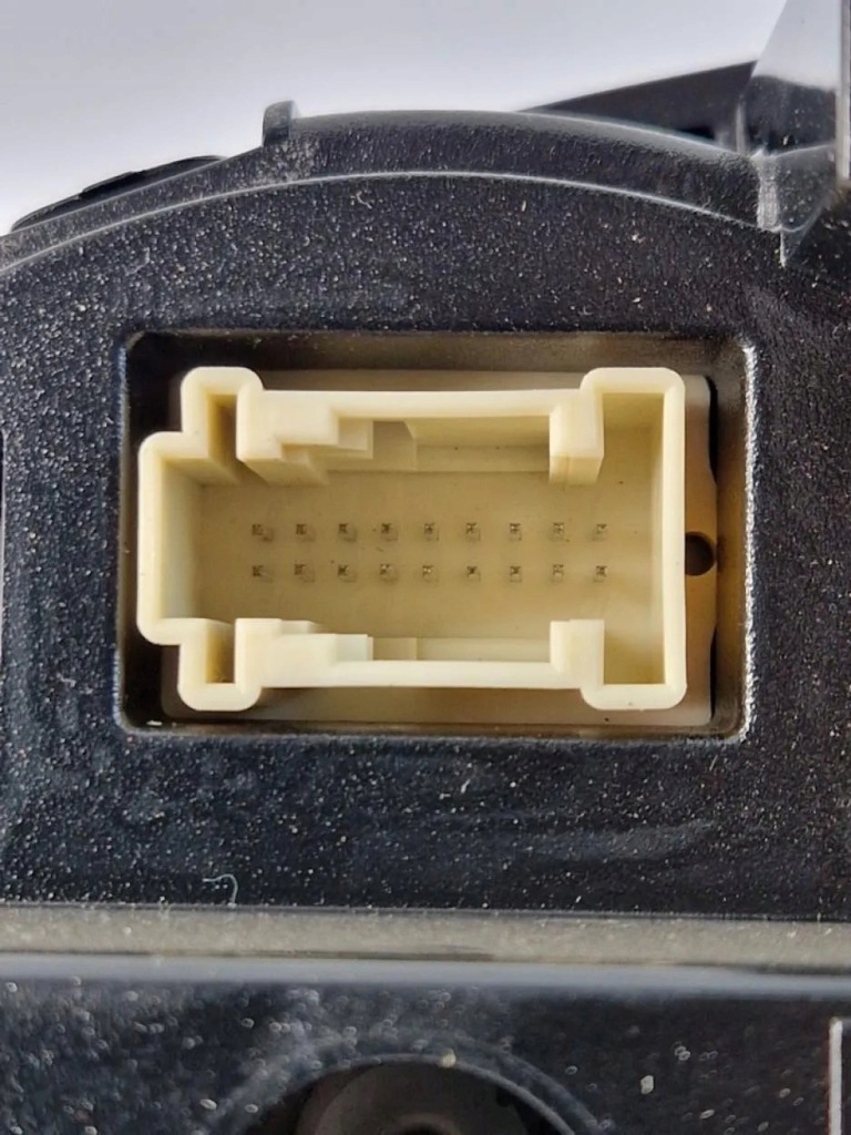 Счетчик mercedes-benz m w164 a1649008300 3.0l дизель 140kw 2010 с Разборки