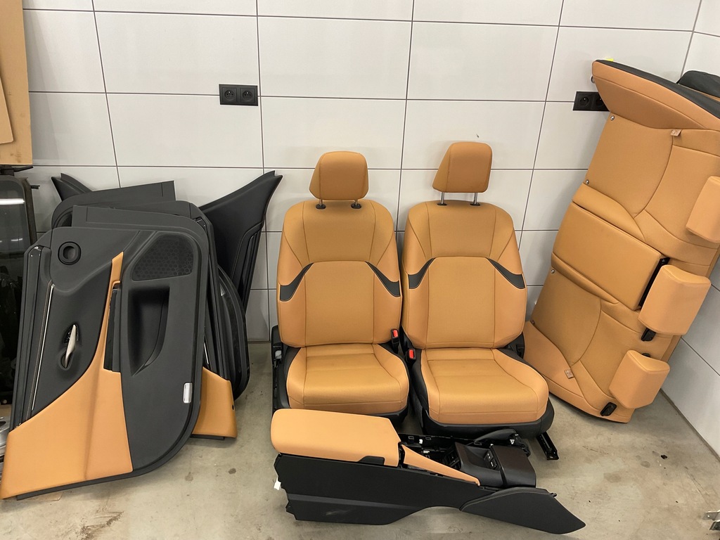 фото №1, Lexus es300h es300 шкіра сидіння оббивка