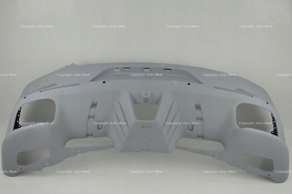 Оригинальный бампер задний  ferrari gtc4 lusso в Украине