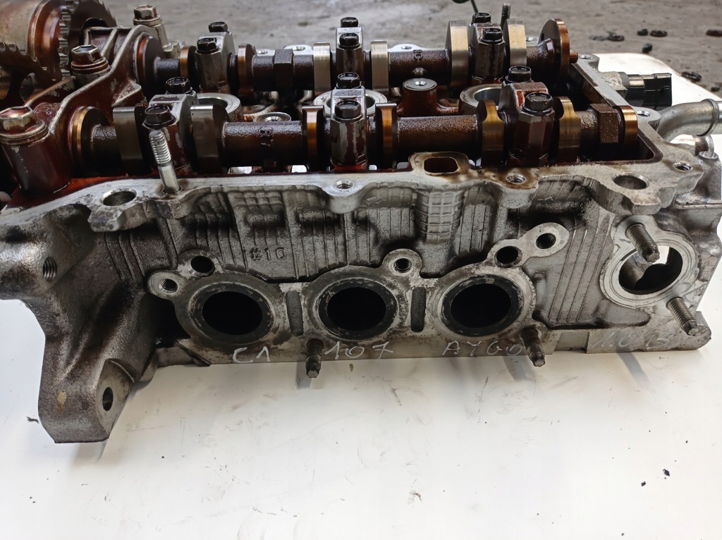 фото №8, Головка c1 107 aygo 1.0 1krb52