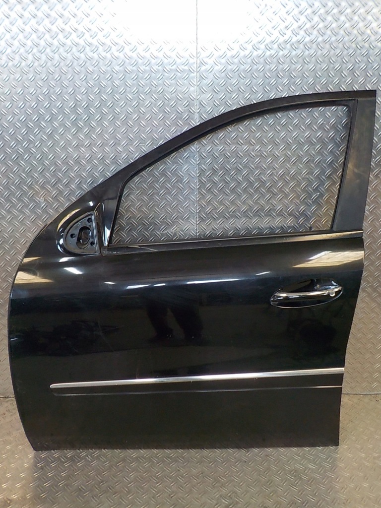 Купить Mercedes ml164 дверь перед передние левая