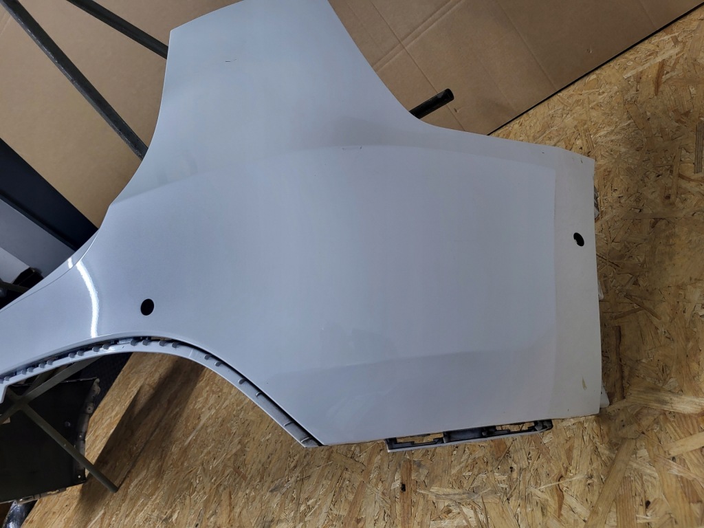 фото №9, Tesla y бампер задній задня 6 x pdc