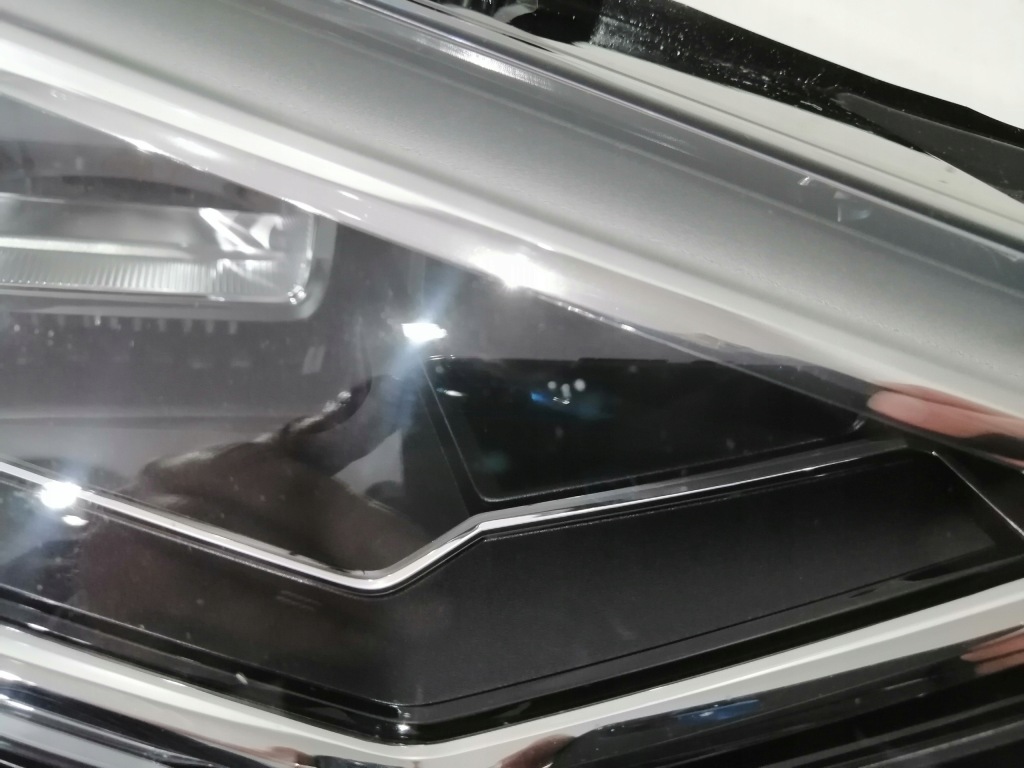 Фара правый  передняя audi q3 2 full led Цена