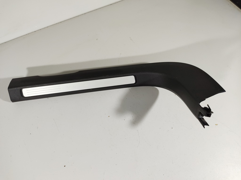 фото №14, Volvo v60 18r- молдинг накладка поріг права