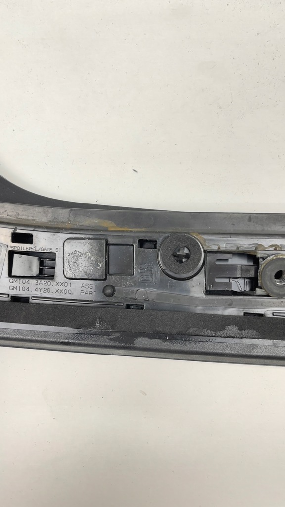 фото №11, Opel crossland 2017 - 2024 молдинг кришки багажника задня правий 13481458