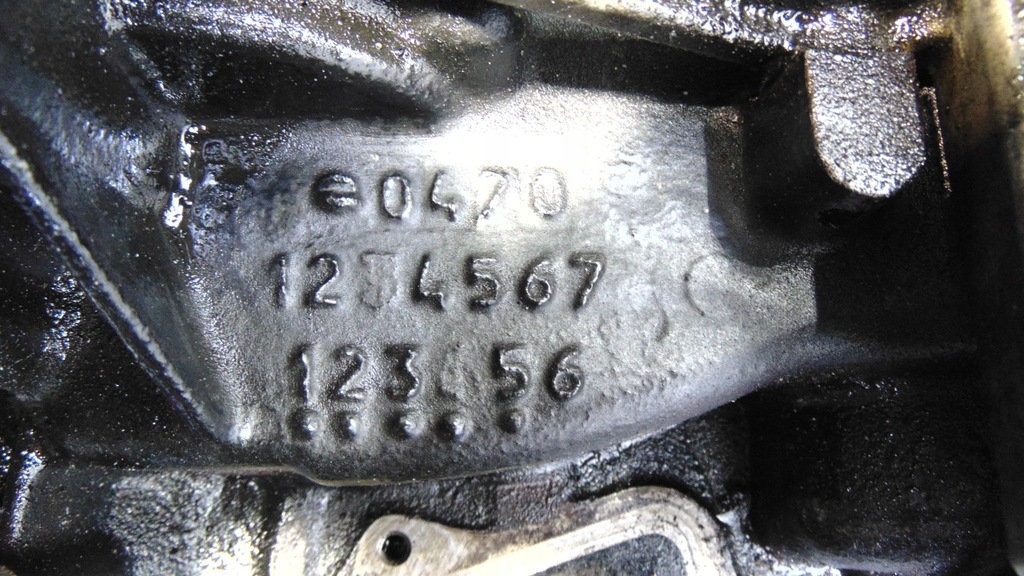 фото №10, Блок двигуна audi a6 c6 lift a4 b8 a5 2.7 tdi 059103023d