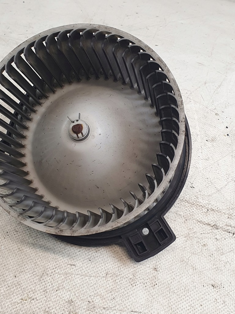 фото №11, Вентилятор повітродувка обдув оригінальний номер gj6ba02 mazda 6 i gg 02-05r.