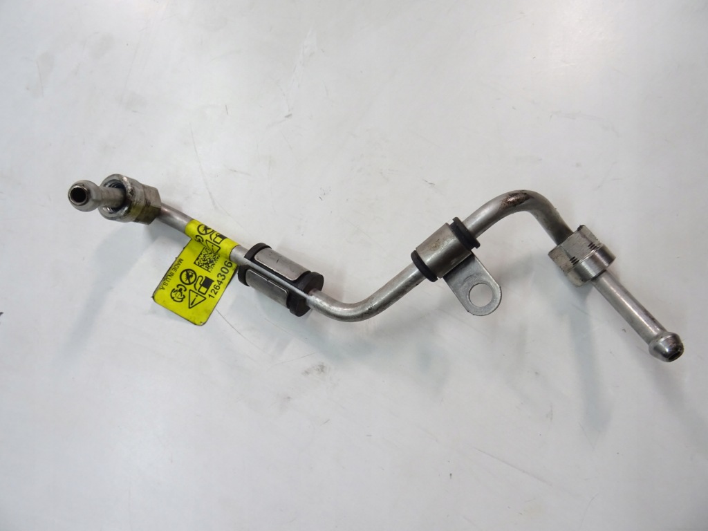 фото №1, Главная труба топливная opel astra k 12643067 2016