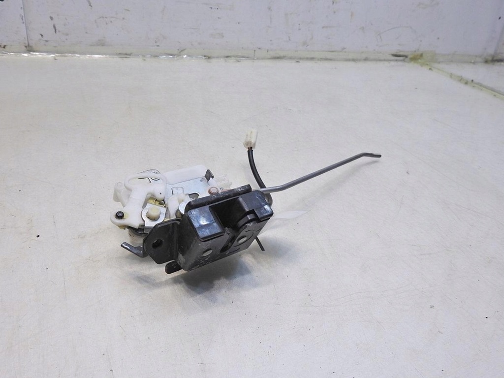 фото №12, Замок кришки задня mazda 5 i lift