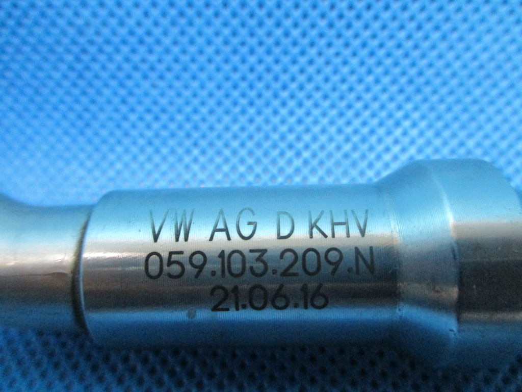 фото №3, Трубка шланг оливи audi a6 c8 3.0 tdi 059103209n