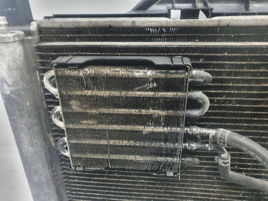 фото №12, Pas передний радиатор mercedes w203 2035000293kz