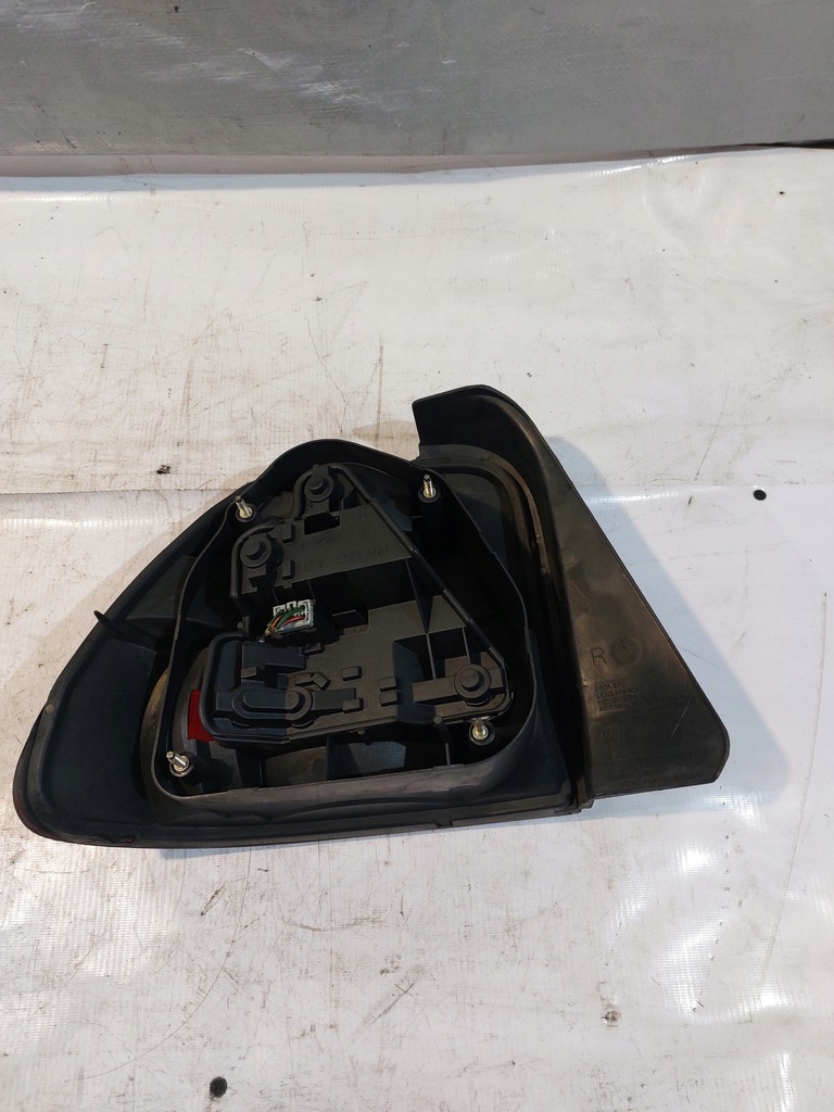 фото №6, Лампа права задня mg zs 2004r.