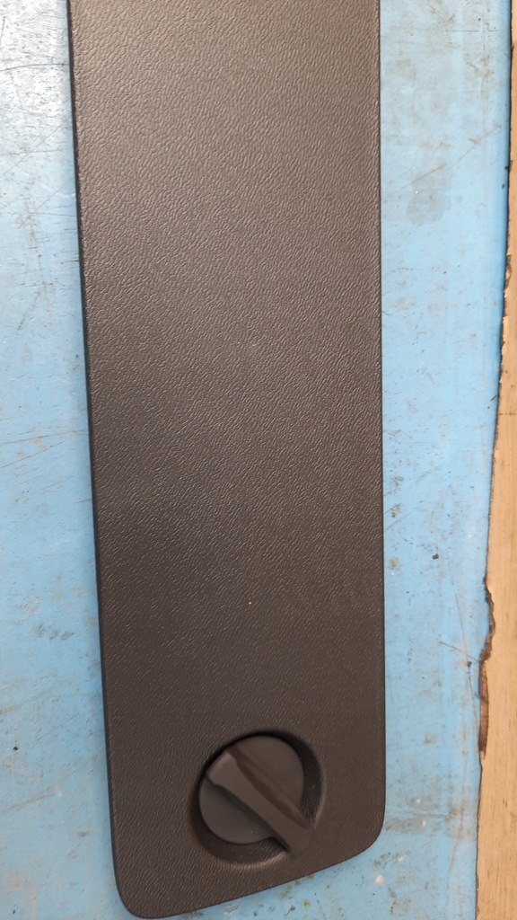 фото №3, Volvo xc60 захист кришка багажника 31440630 невикористана