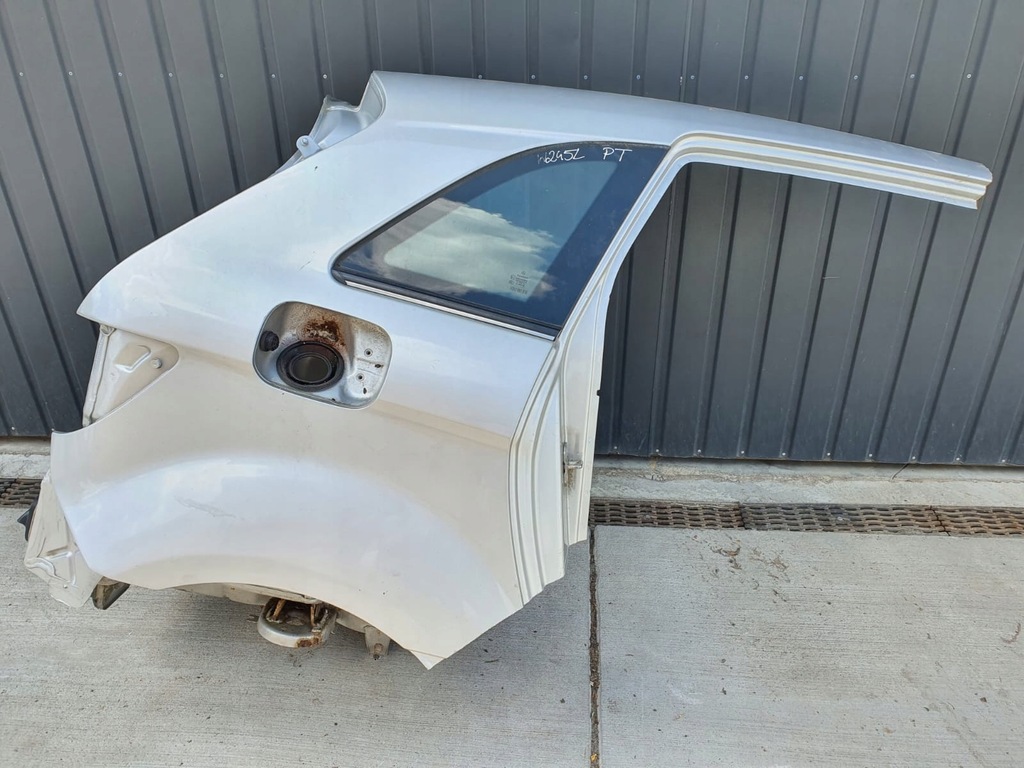 фото №1, Четверть крыло правый задняя mercedes w245