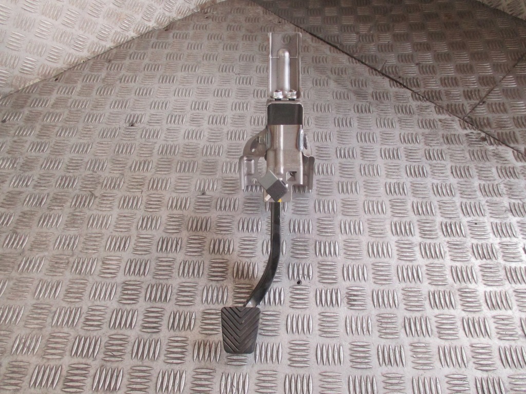 фото №1, Педаль тормоза hyundai i30 11-14r