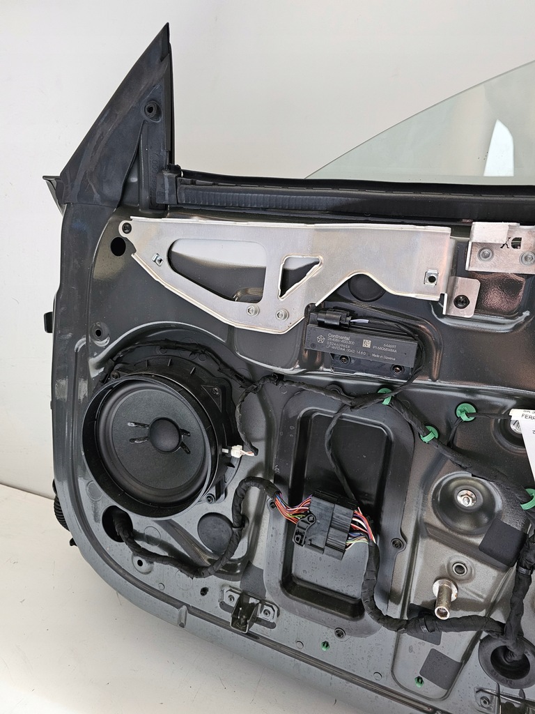 фото №11, Ferrari sf90 f173 stradale двері праве