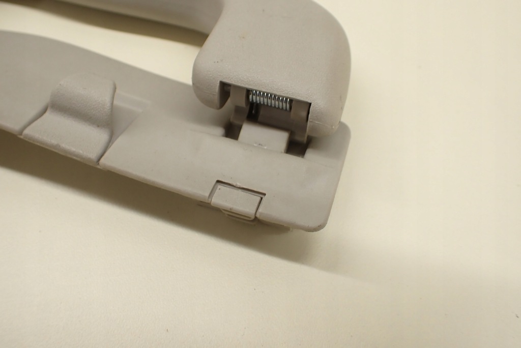 Ручка кронштейн стельовий opel astra ii g 98-09r 90520998 Ціна