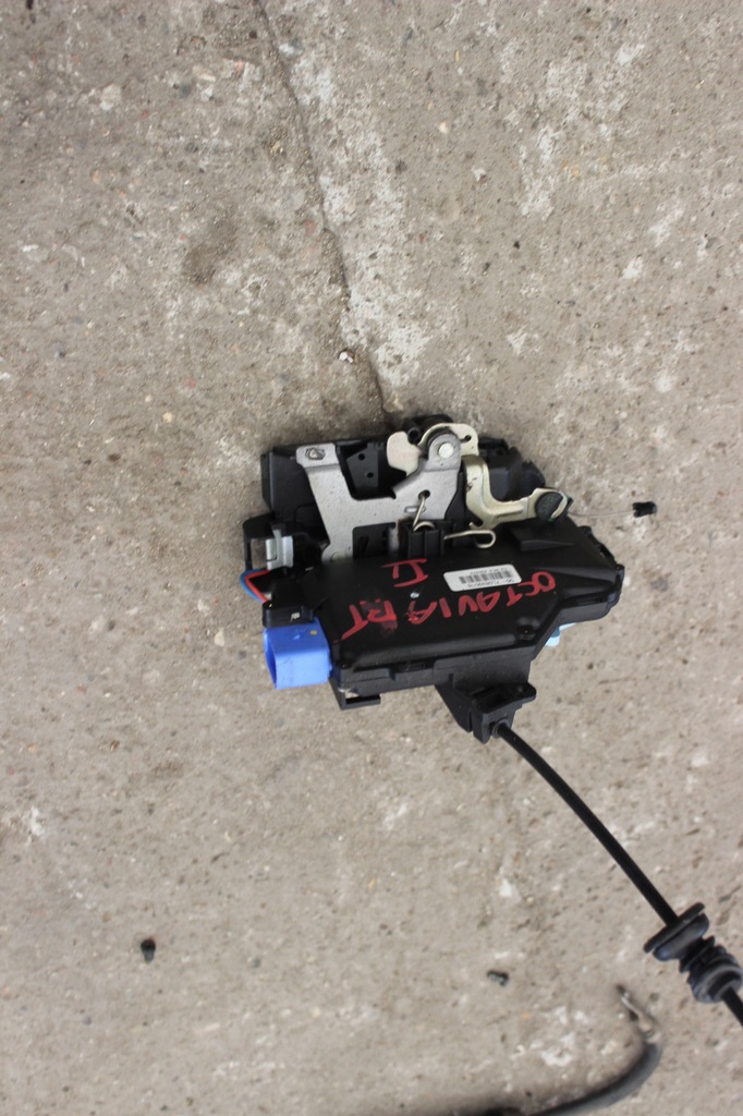 фото №1, Замок правый задняя octavia ii