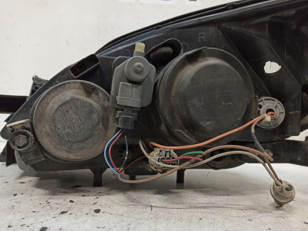 фото №11, Nissan primera p12 02-07 przedlift лампа правый перед 2151191r