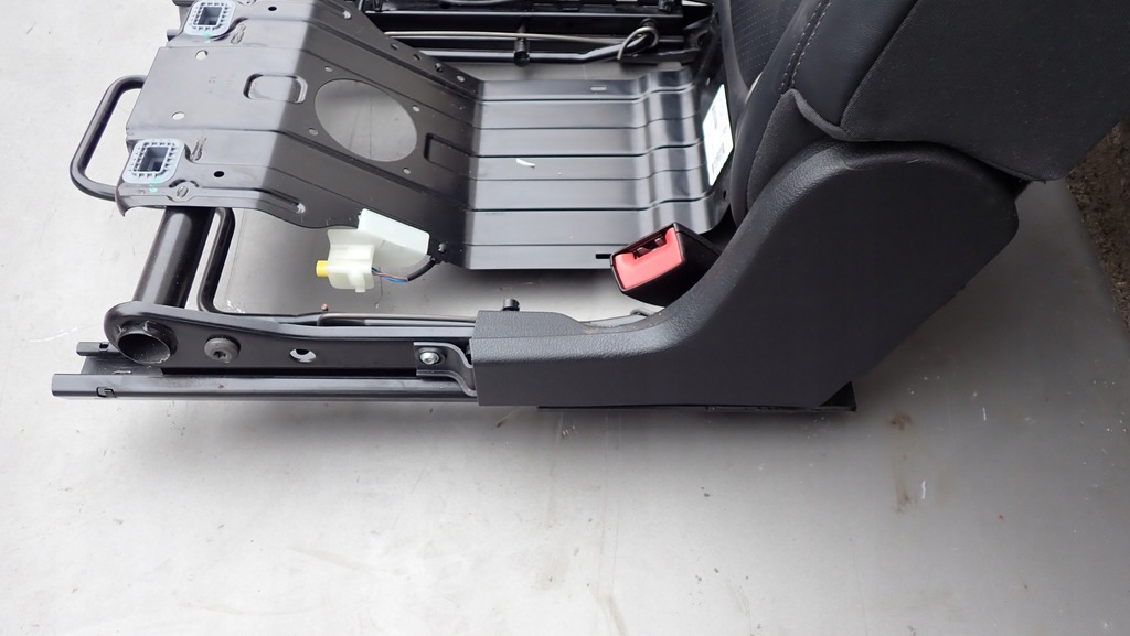 фото №7, Porsche cayenne ii спинка сидіння правий задня