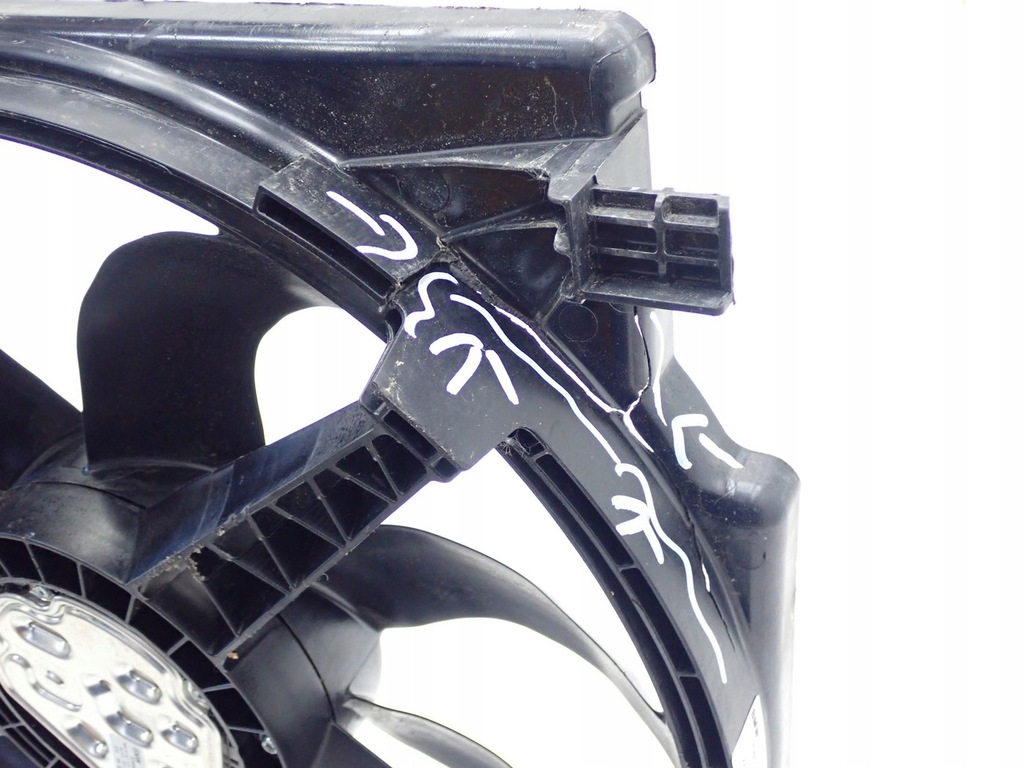 фото №8, Корпус вентилятора вентилятор оригинал bmw 2 f45 f46 216d 1,5d 85kw 21r