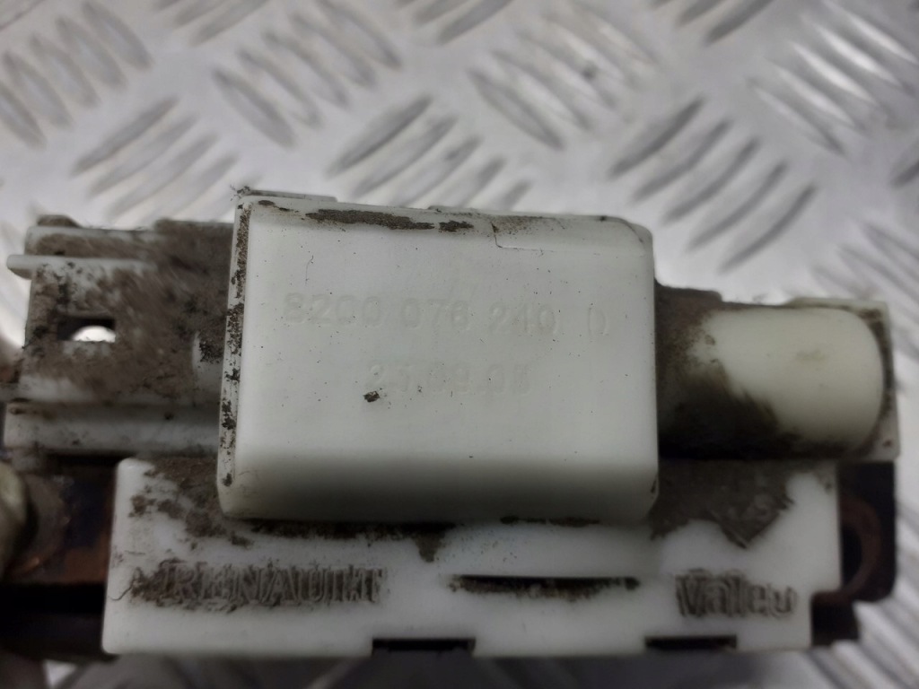 фото №3, Замок крышки багажника renault scenic ii 1.9 dci 8200076240