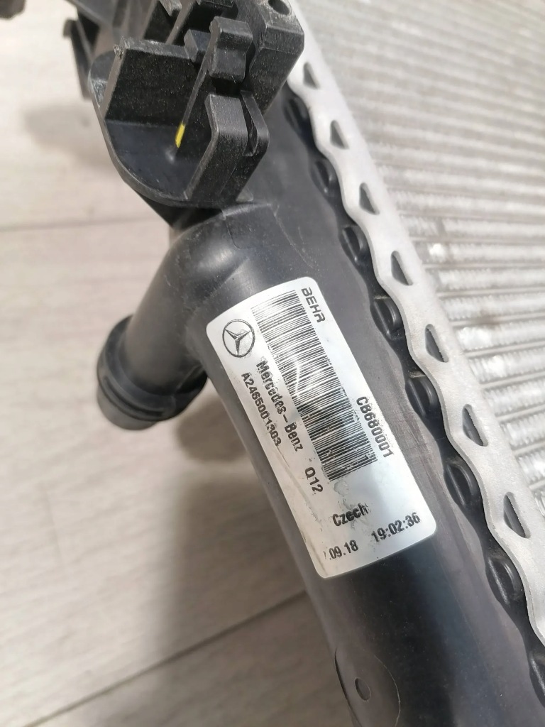 Mercedes w246 радиатор воды a2465001303 Цена