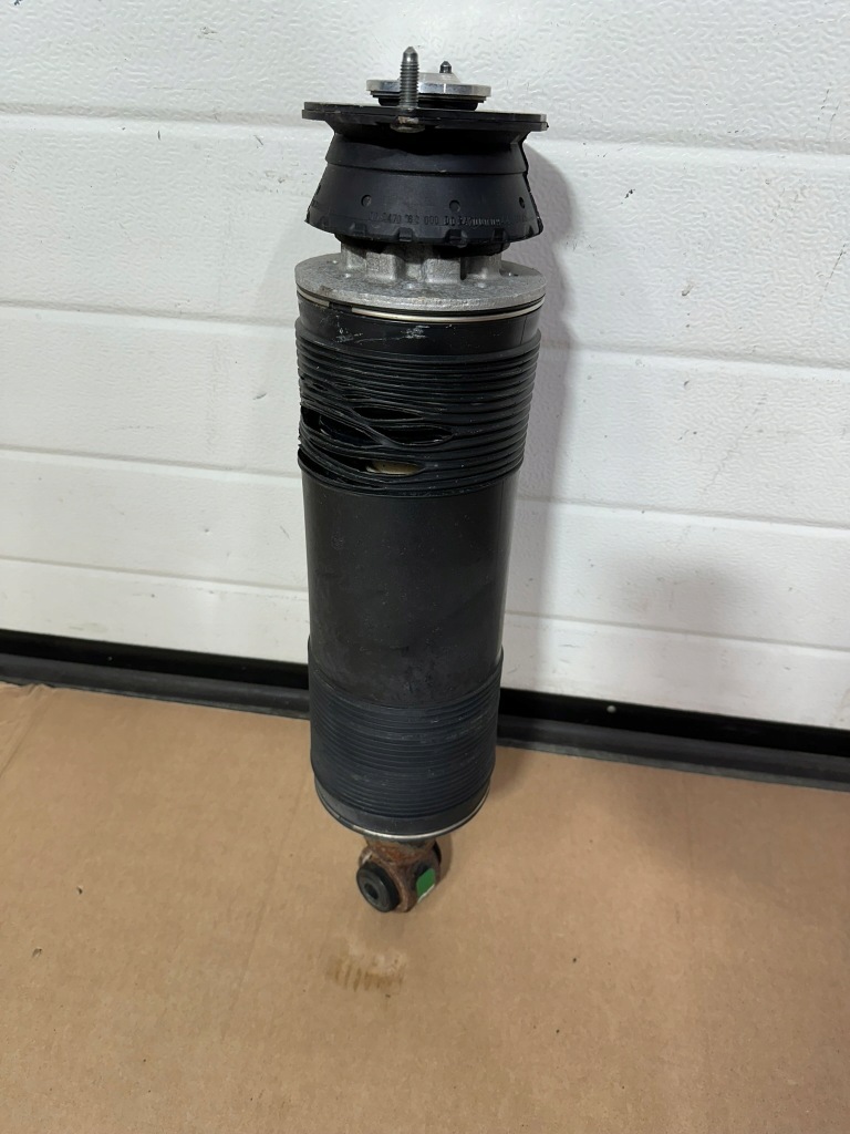 Амортизатор правая  задний, abc, задний mercedes sl r230, w230 sl550 рестайлинг Цена