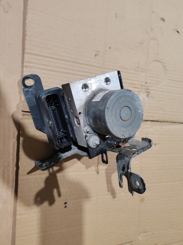 Купити Насос abs 0265290598 rifter berlingo iv