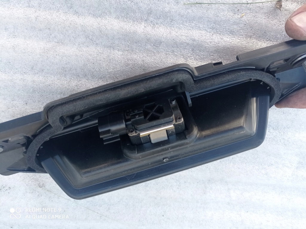 фото №2, Ford оригінальний номер em2b-r425a22-a ручка кришки мікровимикач max