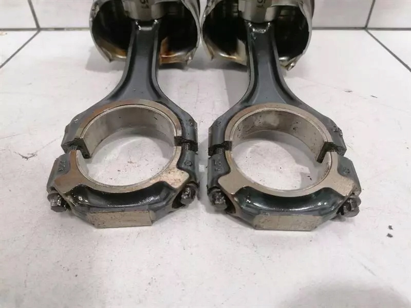 Mercedes cl w217pistona2780302717 set of 2 поршень m278 v8 a2780300620 Недорого