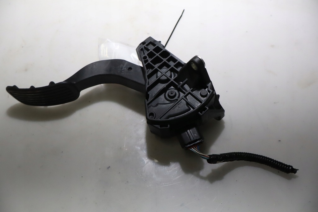 фото №1, Потенциометр газа toyota corolla e21