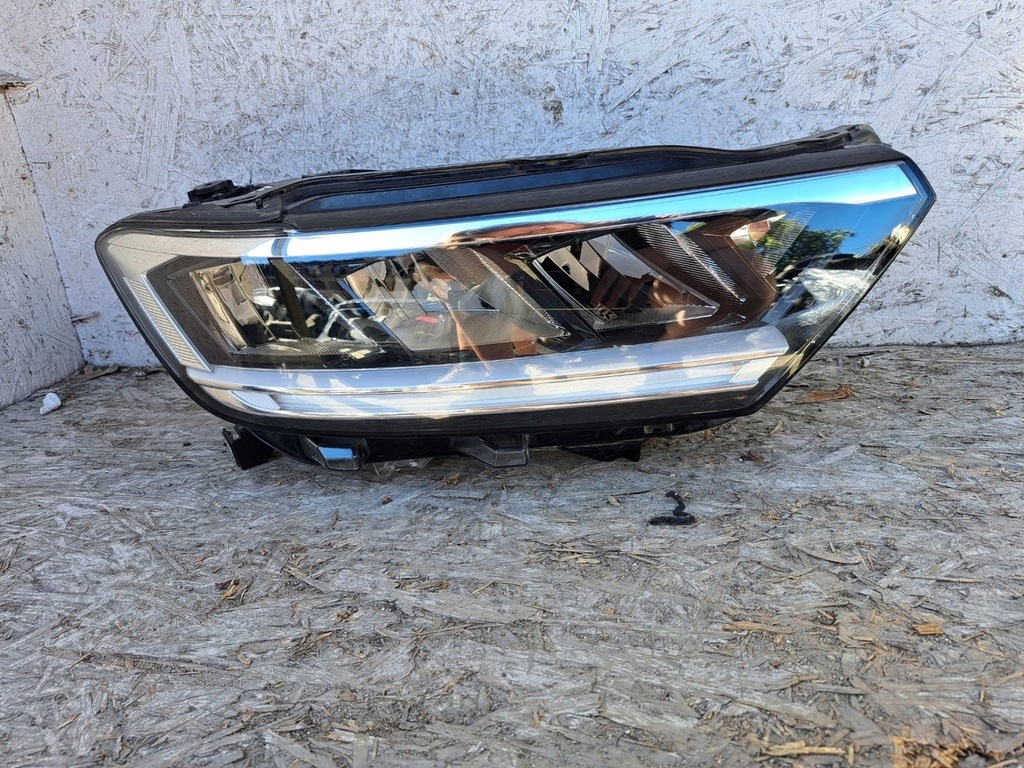 фото №2, Vw t-roc lift 2ga941006f лампа права