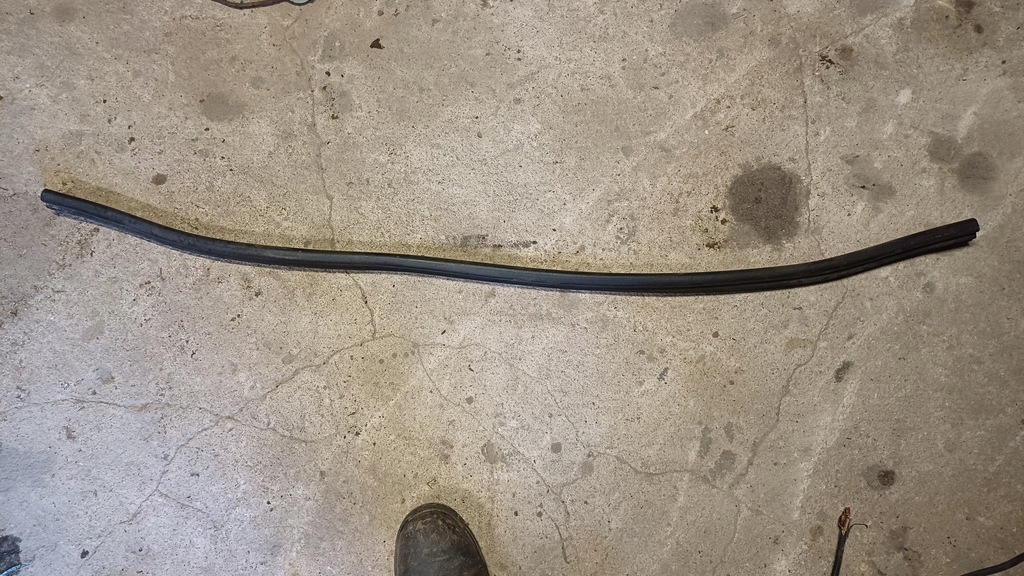 фото №1, Citroen c4 cactus прокладка жабо