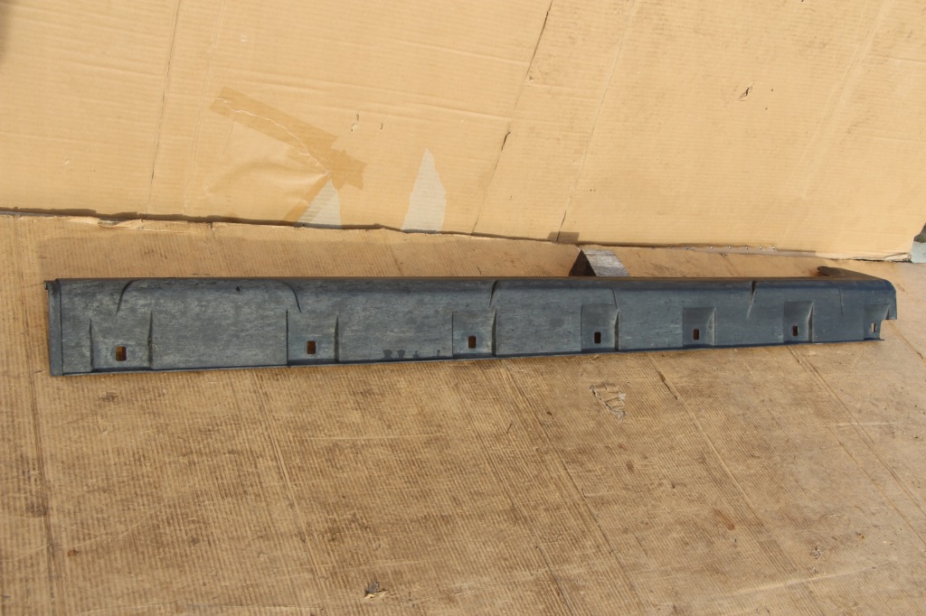 фото №4, Молдинг накладка поріг права dacia sandero iii 2020-