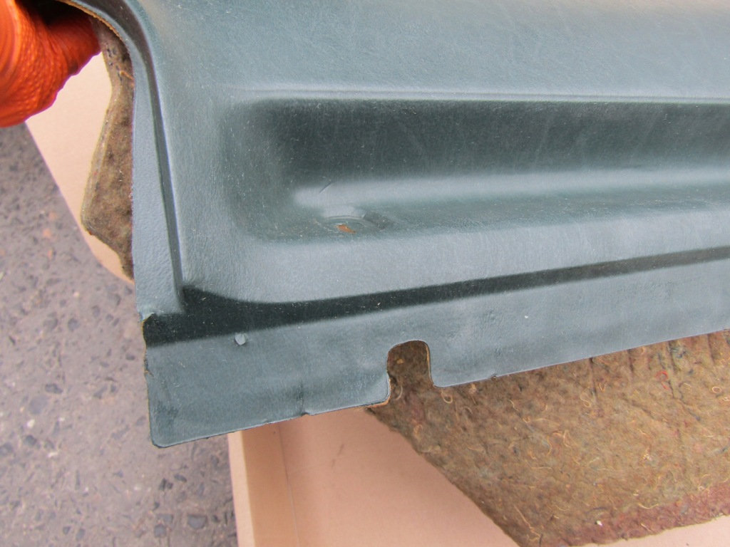 фото №9, 11 mercedes w124 зелений панель приладів приладова консоль pod бардачок захист права